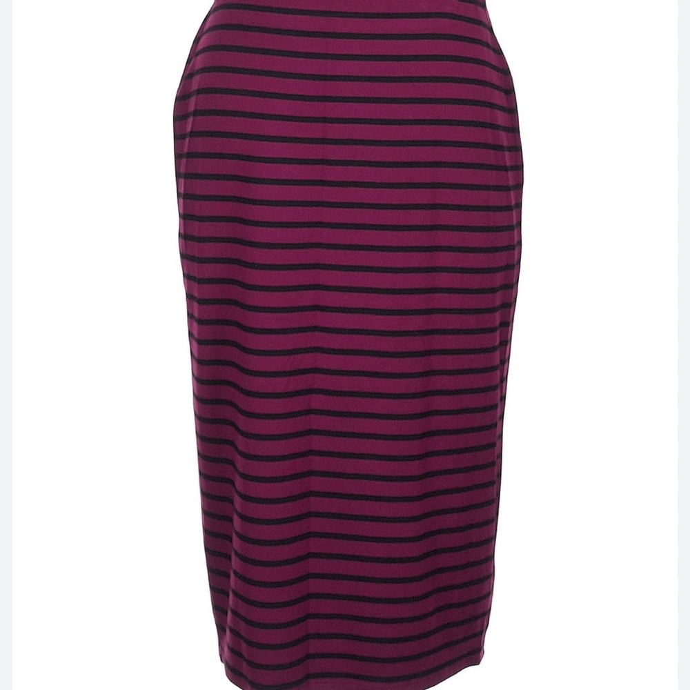 EUC Old Navy Fuschia and Black Striped Pencil Skirt
